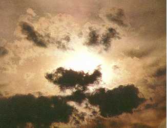 altostratus2.jpg (9218 bytes)