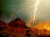 Een wolk-grondontlading bij de Grand Canyon in Arizona (Verenigde Staten).