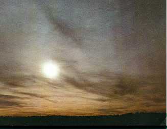 cirrostratus2.jpg (7649 bytes)